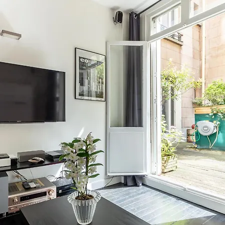 Sur Les Quais De Seine *