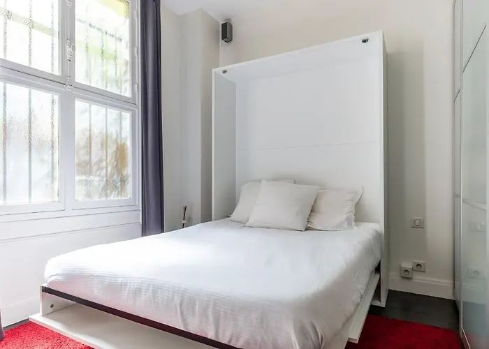 Homestay Sur Les Quais De Seine Paris